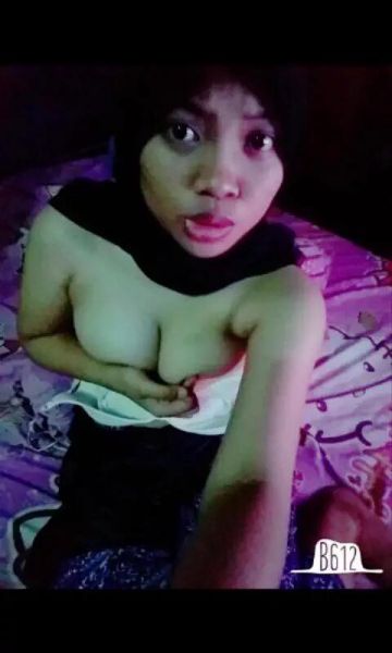 jilbab nyepong