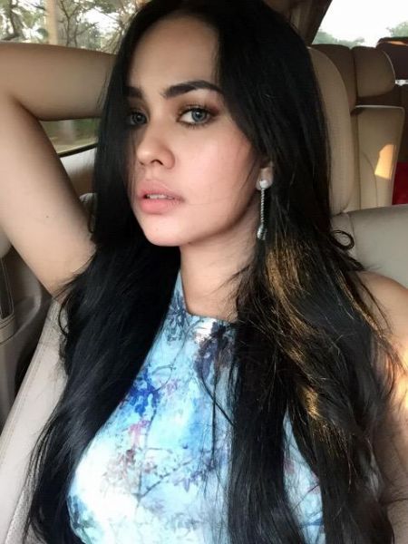 kartika putri instagram