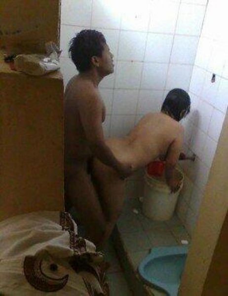 memek keluar pejuh