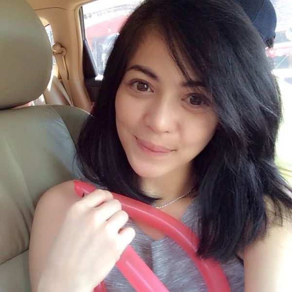 igo cantik bugil pamer memek