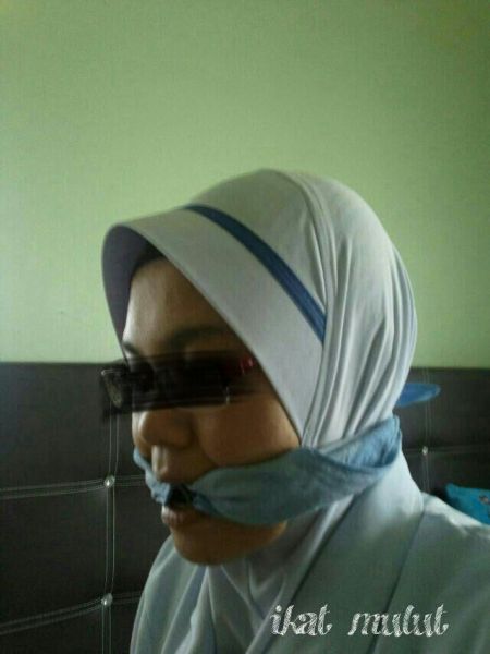 jilbab nyepong