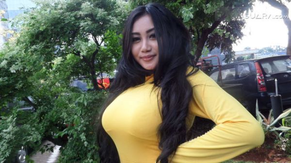 pamela safitri full body