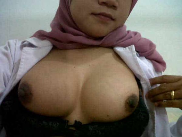 cewek cantik bugil