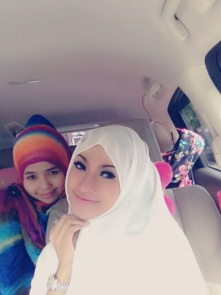 hijab bugil