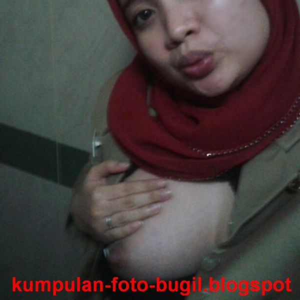 memek jilbab bugil