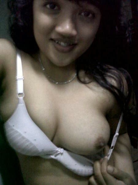 memek ngaceng