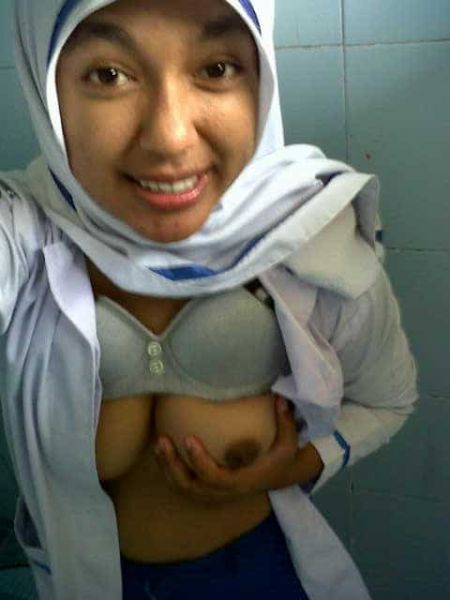 toge jilbab telanjang