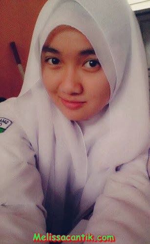 cewek cantik