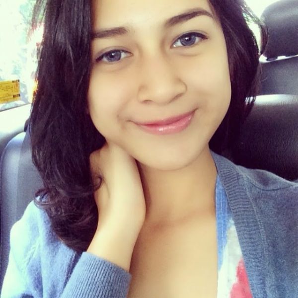 nina zatulini pakai jilbab