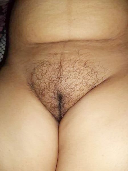 indian aunty pussy spread legs