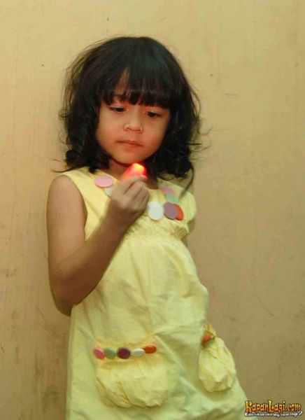 indonesian girl telanjang