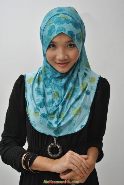 cewek cantik bugil jilbab