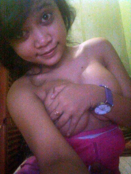 cewek smp ciuman hot