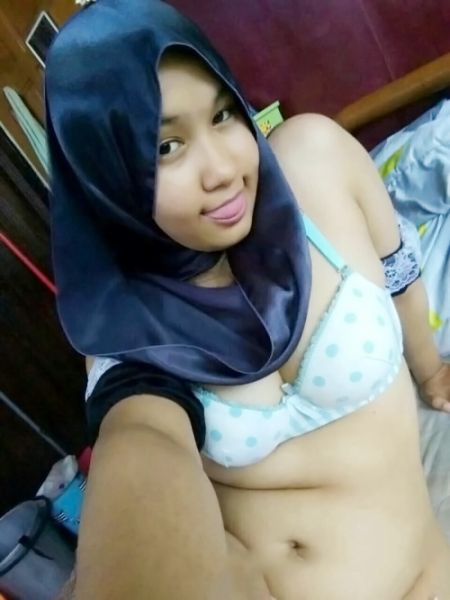 jilbab nyepong