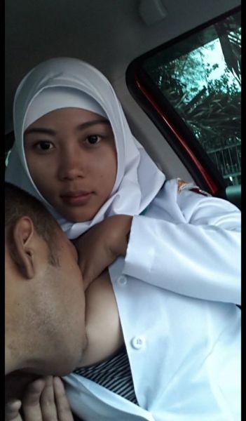 pake masturbasi jilbab