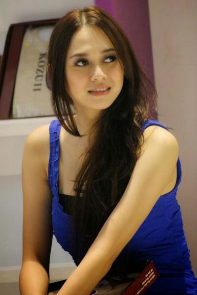 dewi persik