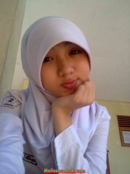 cewek jilbab nakal