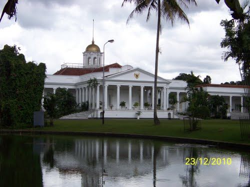 tugu di lampung selatan