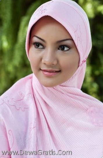 gambar wanita hot