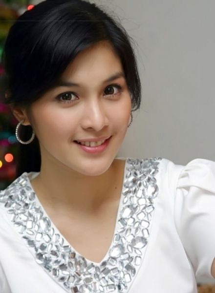 poto bugil syahrini