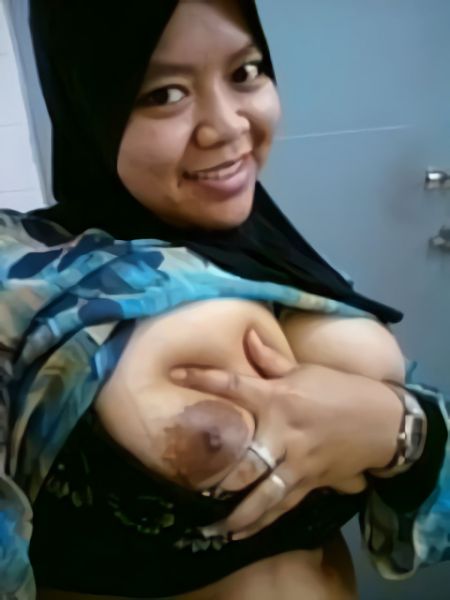 pepek jilbab