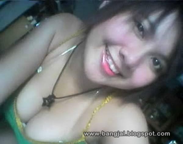 memek bugil lagi ngangkang