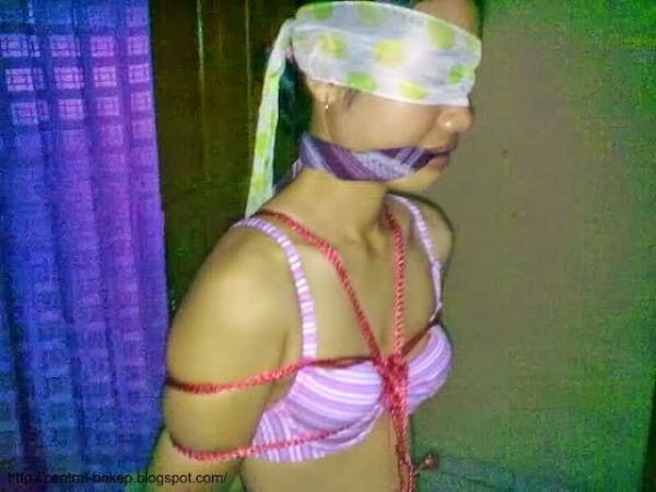 bokep jilbab bugil