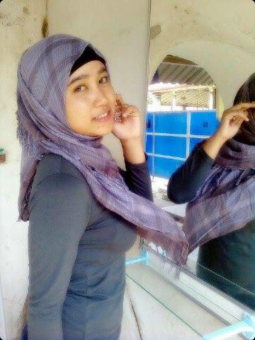 artis berjilbab