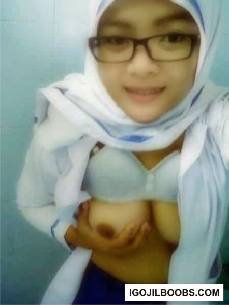 cewek cantik bugil