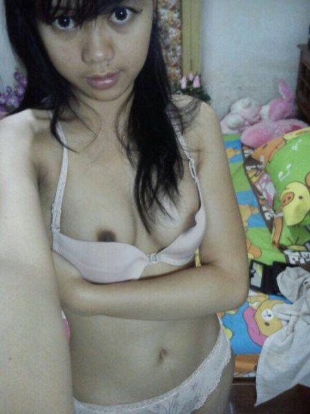 telanjang gadis seksi