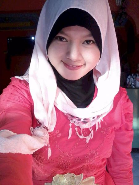 ngentot memek jilbab