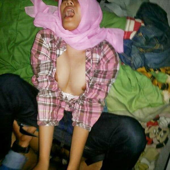 jilbab telanjang