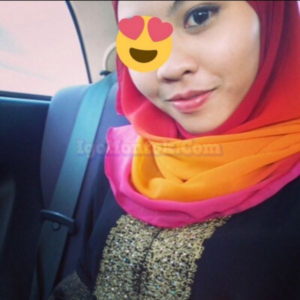 cewe jilbab sepong sampe crot