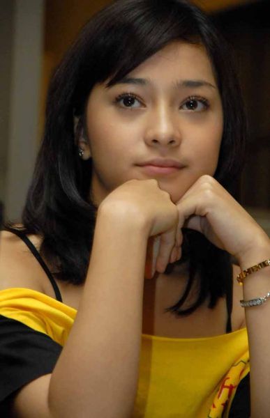 foto artis nikita willy