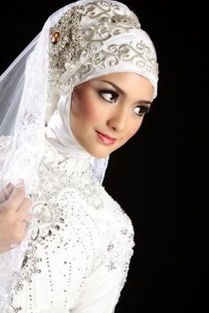 jilbab pengantin muslimah terbaru