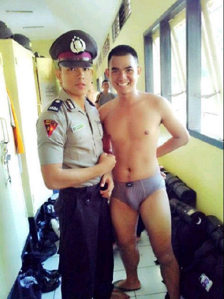 kontol gede gay