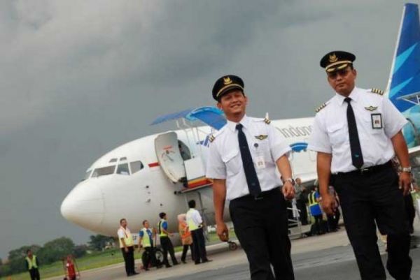 garuda indonesia cabin