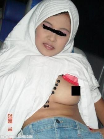 jilbab ngentot