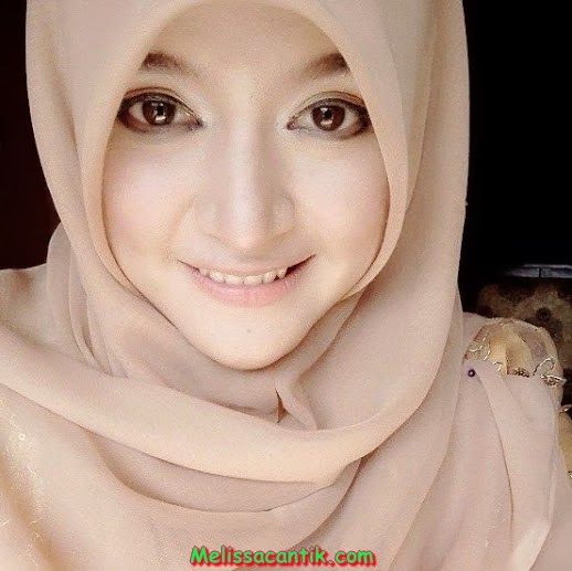 gambar gadis ber jilbab