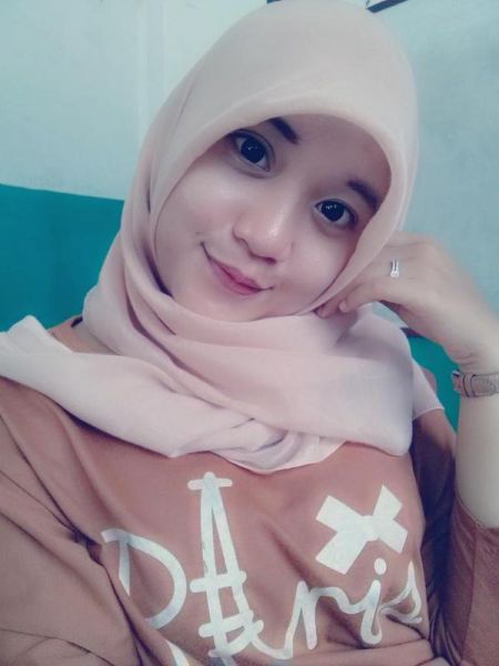 cewek berkerudung