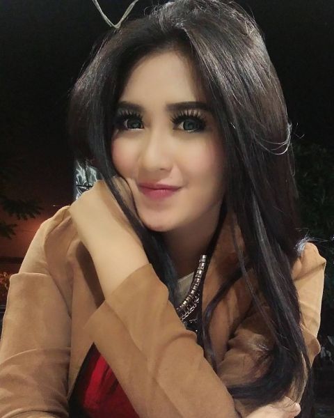 gambar wanita telanjang bulat