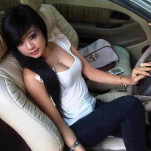 gadis bugil indonesia