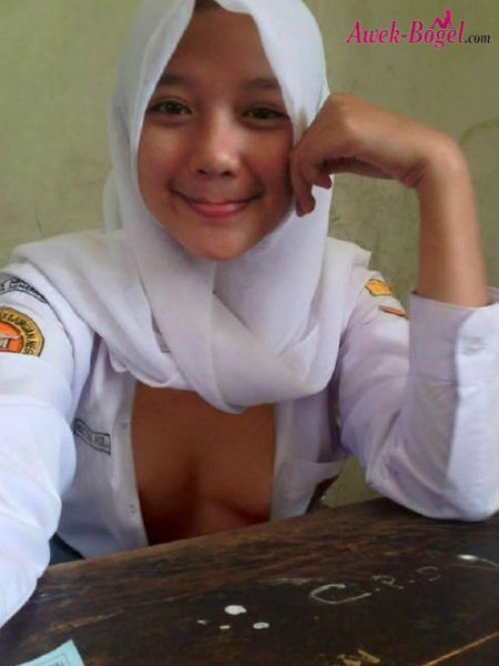 masturbasi cewek cantik