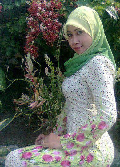 ngentot memek jilbab