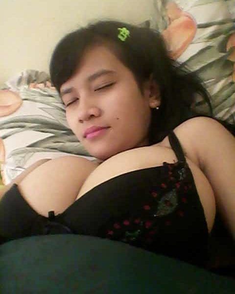 memek bugil lagi ngangkang