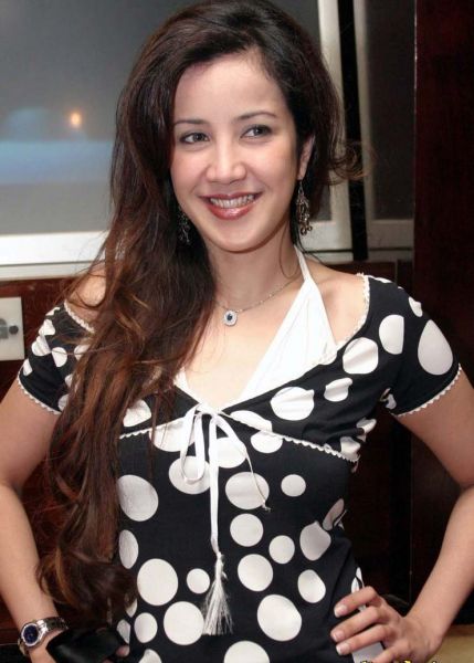 nia ramadhani bugil