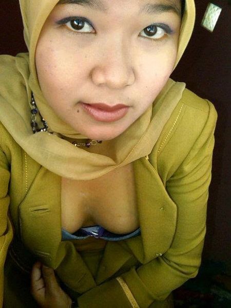 jilbab ngentot ibu