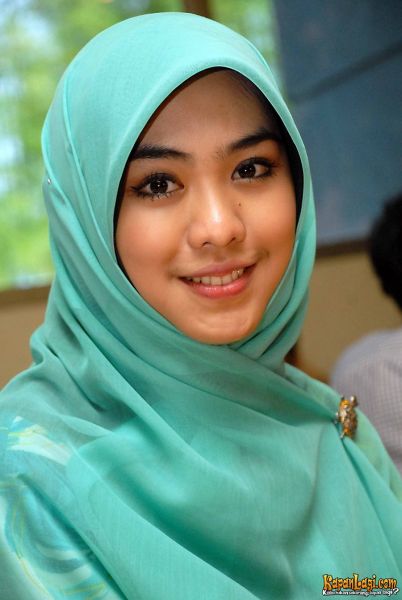 cewek cantik bugil