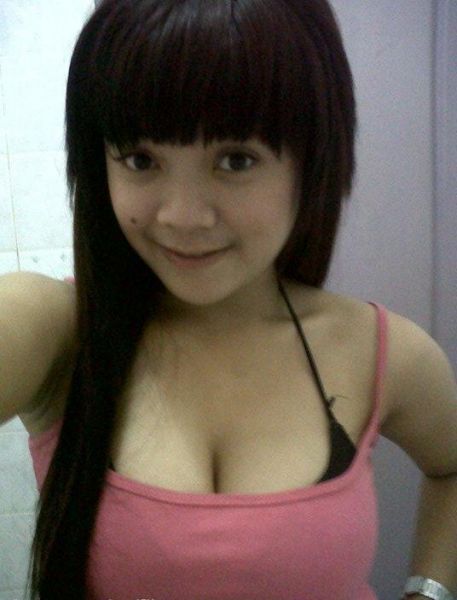 cewek cantik hot