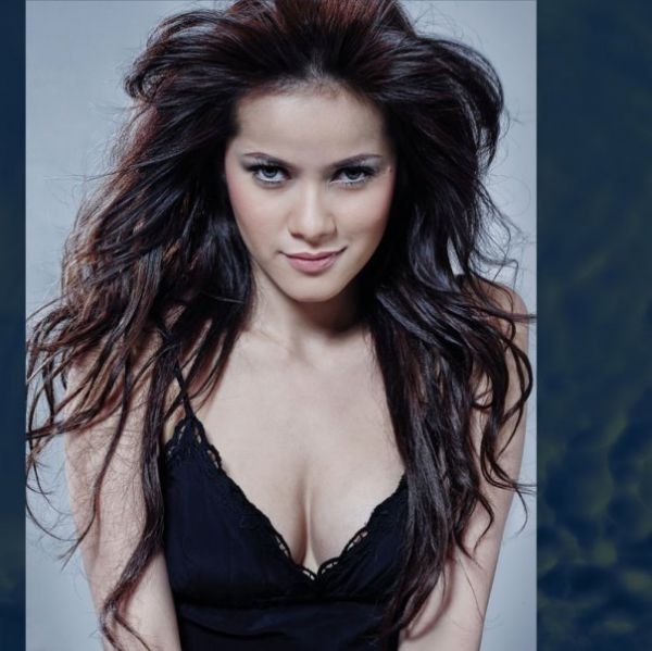 foto artis indonesia tanpa busana